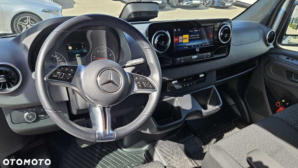 Mercedes-Benz Sprinter 317 CDI KA OM654 - 13