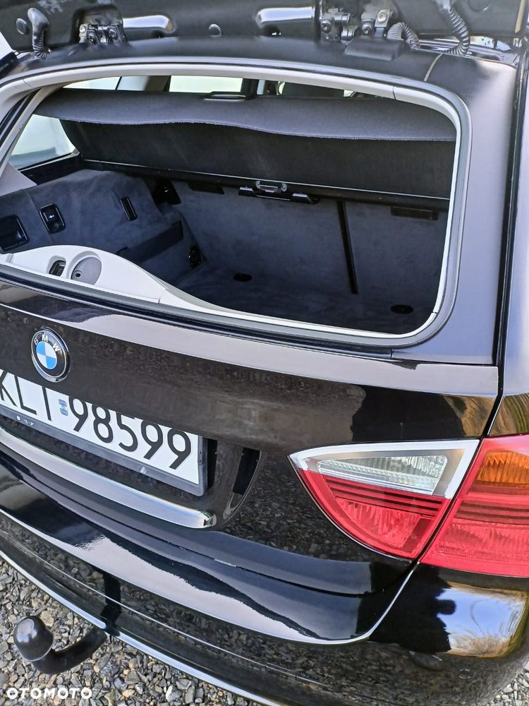 BMW Seria 3 - 12