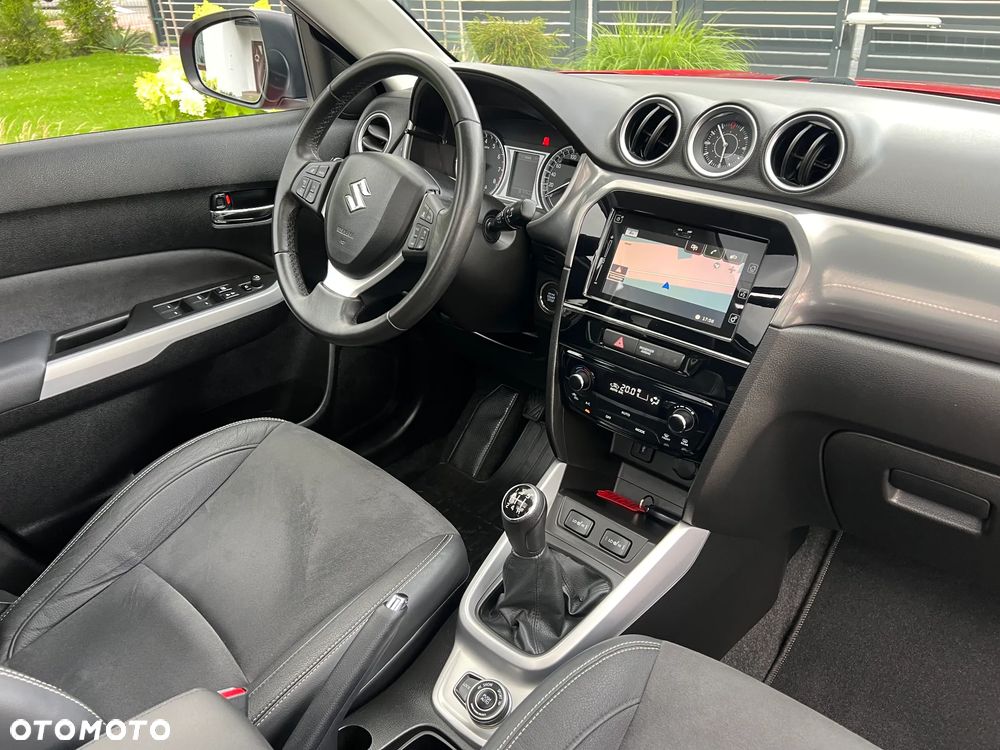 Suzuki Vitara 1.6 (4x4) Allgrip Comfort+ - 36