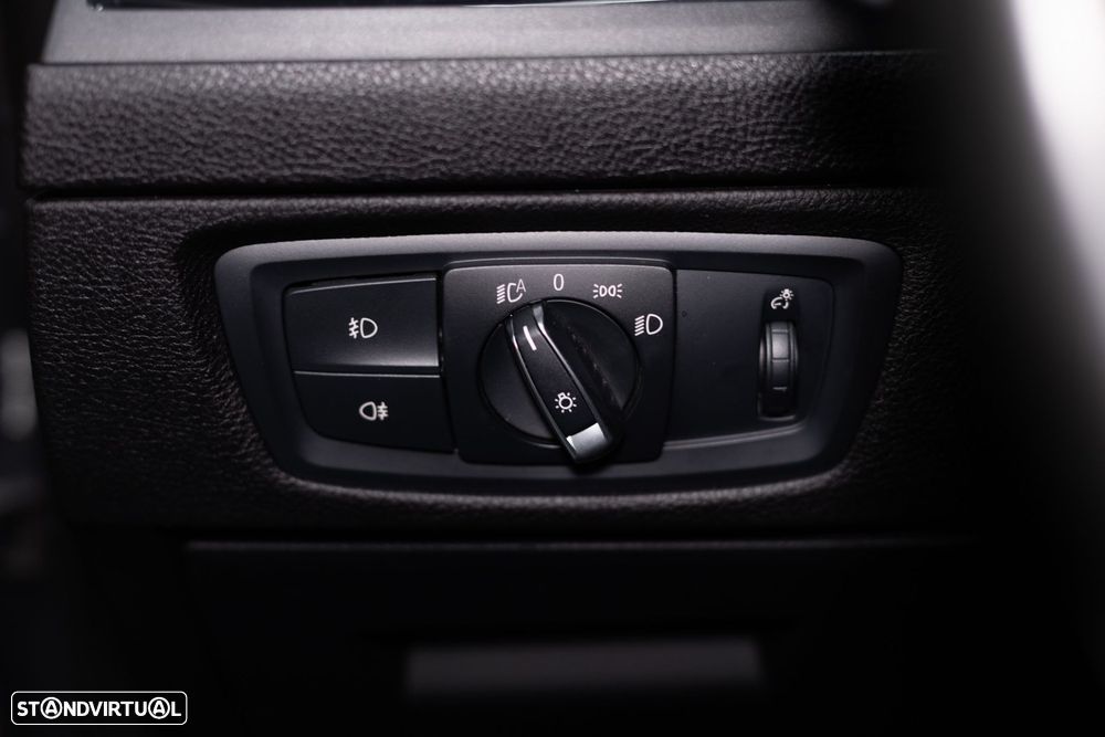 BMW 120 d Pack M Auto - 33