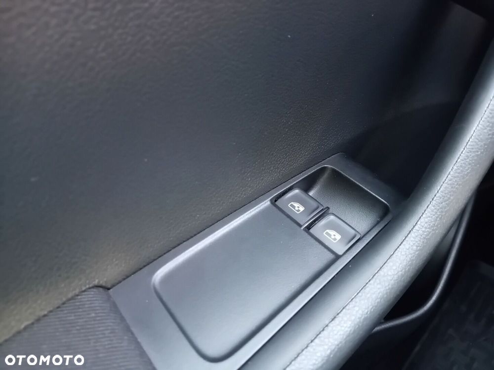 Skoda Fabia 1.0 TSI Ambition - 19