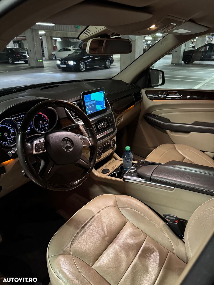 Mercedes-Benz ML 350 BlueTEC 4MATIC Aut - 12