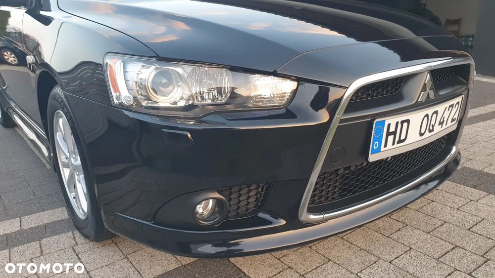 Mitsubishi Lancer - 10