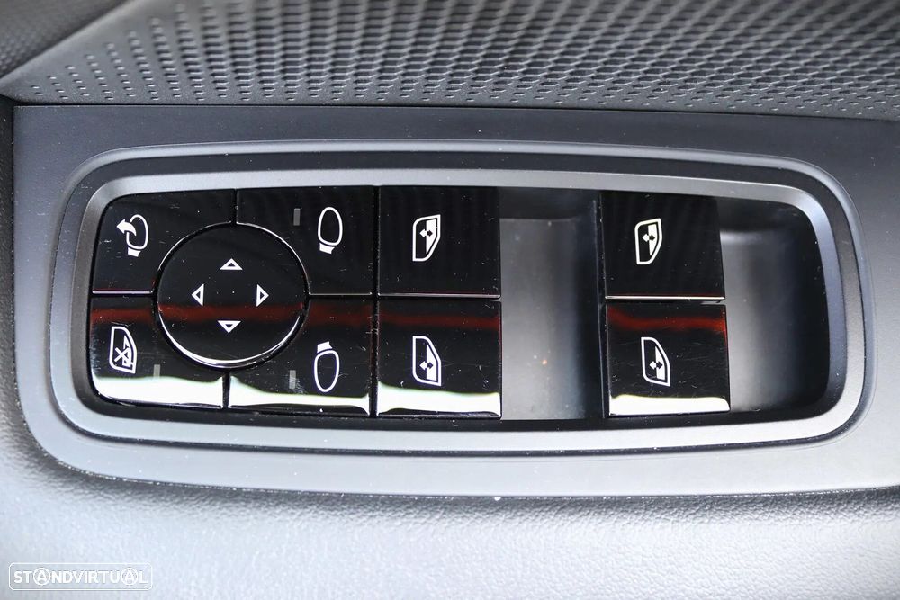 Porsche Taycan 4S - 22