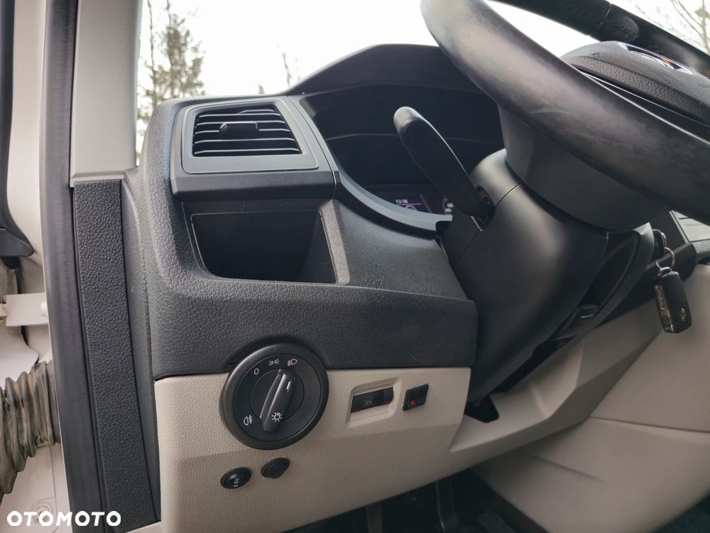 Volkswagen Transporter T6 - 20