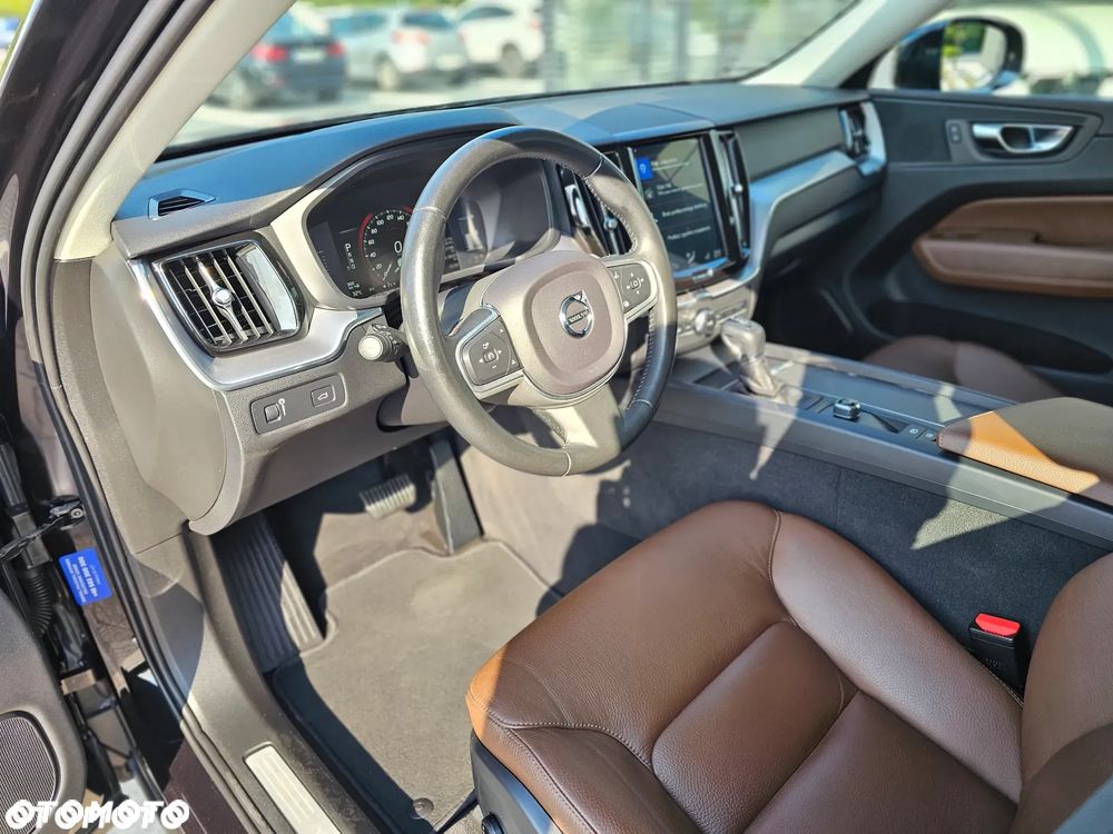 Volvo XC 60 D5 AWD Inscription - 30