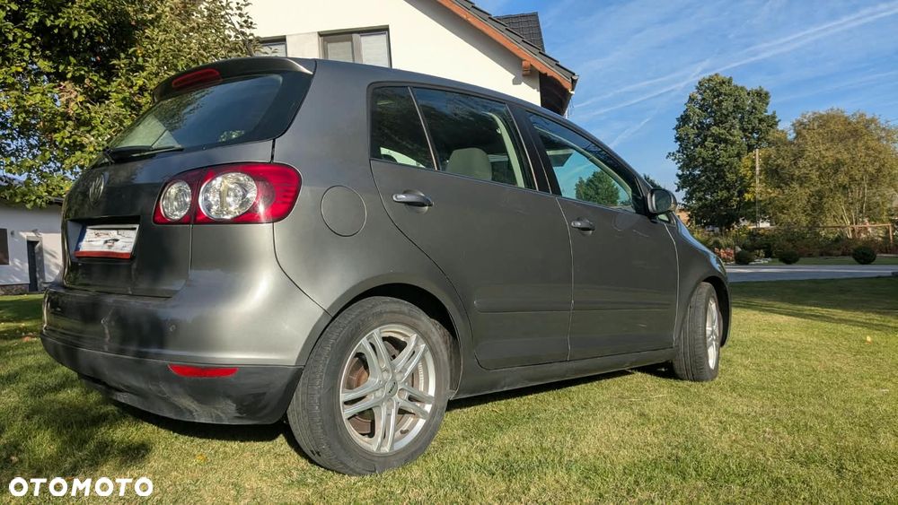 Volkswagen Golf Plus 1.9 TDI Comfortline - 6