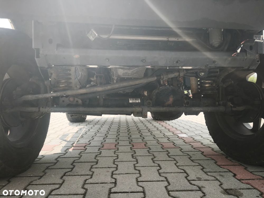 Jeep Wrangler - 5