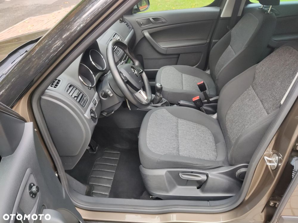 Skoda Yeti 1.4 TSI Ambition PLUS EDITION - 22