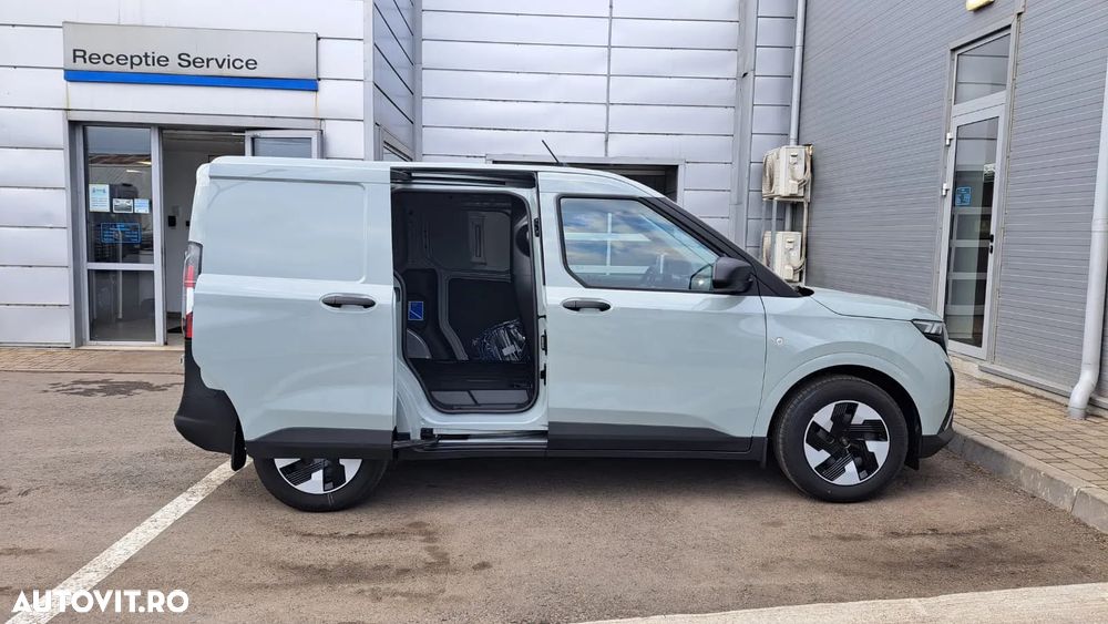 Ford NEW E-TRANSIT COURIER - 10