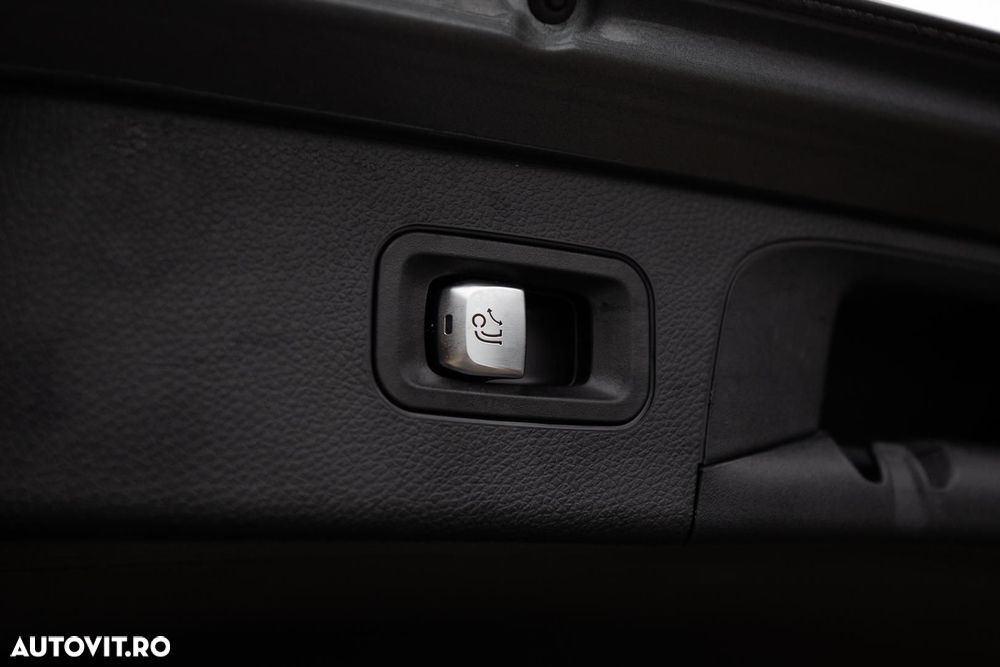 Mercedes-Benz GLC - 22