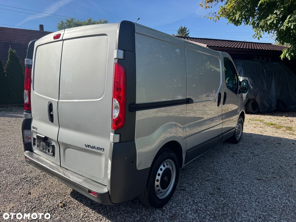 Opel Vivaro - 17