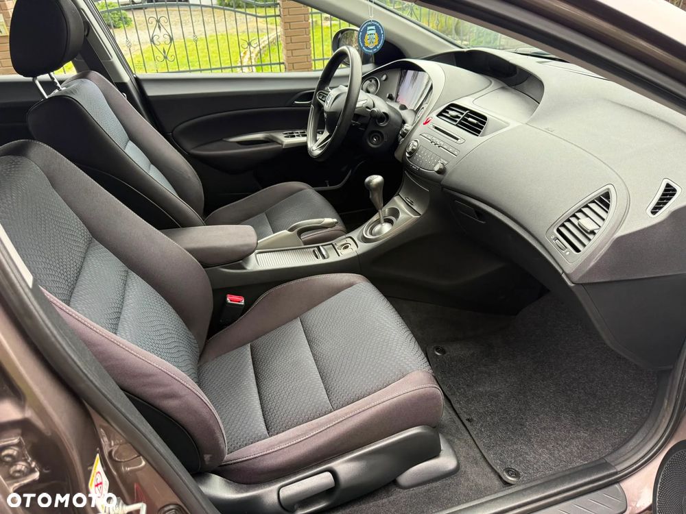 Honda Civic 1.4 i-VTEC - 12