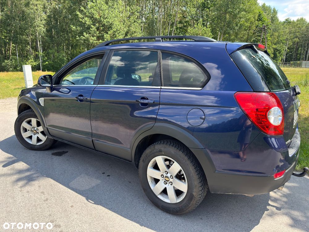 Chevrolet Captiva 2.4 LS 5os - 7