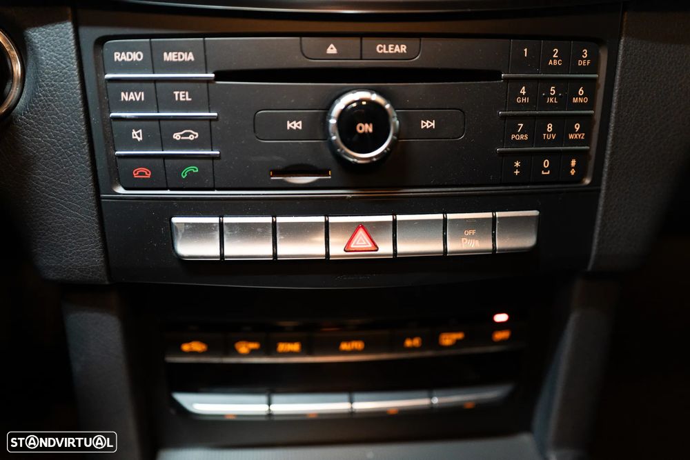 Mercedes-Benz E 300 BLUETEC Hybrid Avantgarde 107g - 35