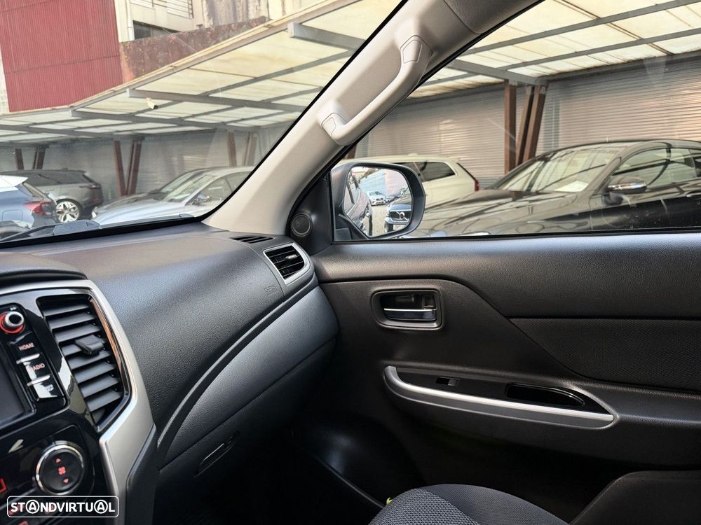 Mitsubishi L200 2.3 DI-D Strakar Space Cab Intense 4WD - 35