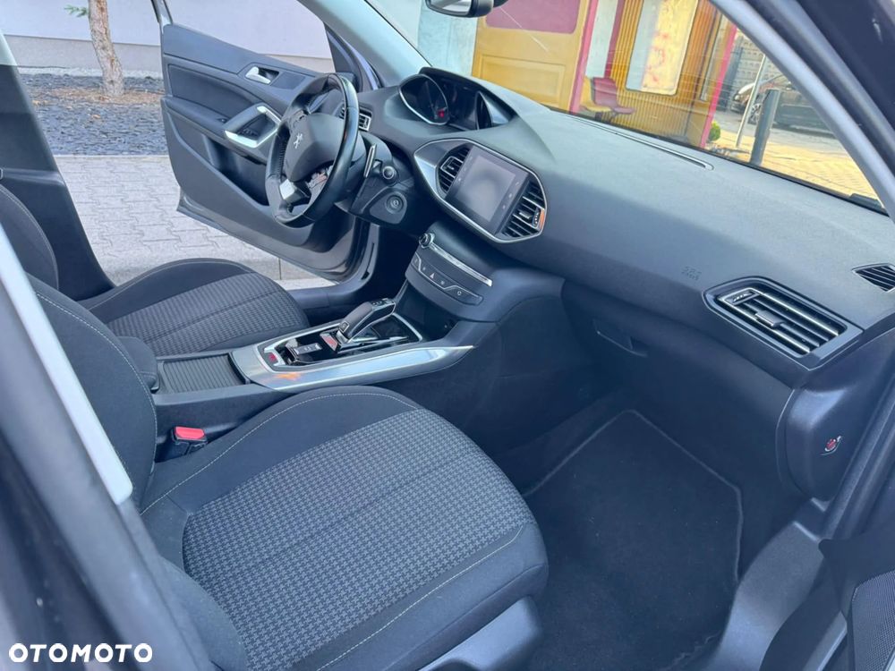 Peugeot 308 1.5 BlueHDi Active Pack S&S EAT8 - 14