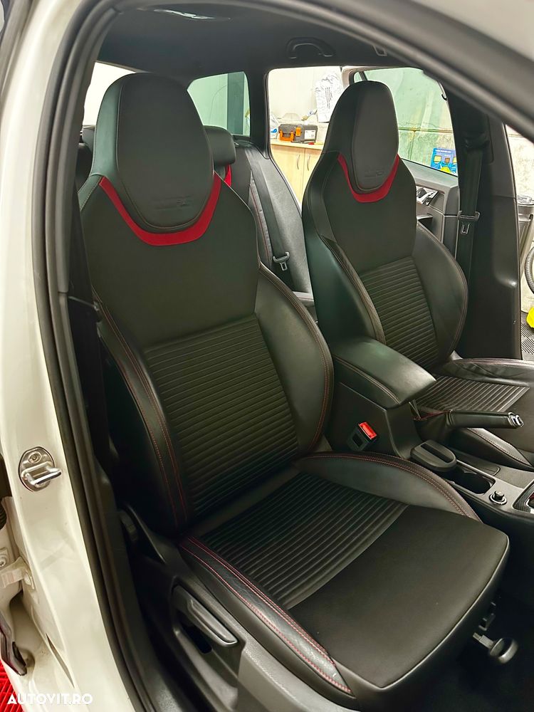 Skoda Octavia - 10