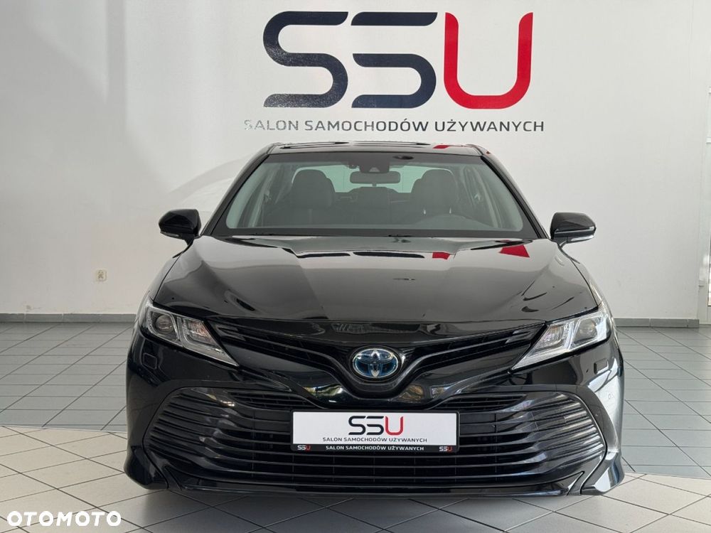 Toyota Camry - 10
