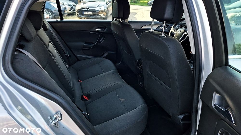 Opel Insignia 1.4 T Cosmo S&S - 30