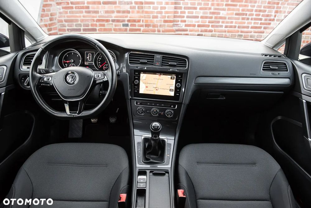 Volkswagen Golf 1.6 TDI (BlueMotion Technology) Trendline - 26