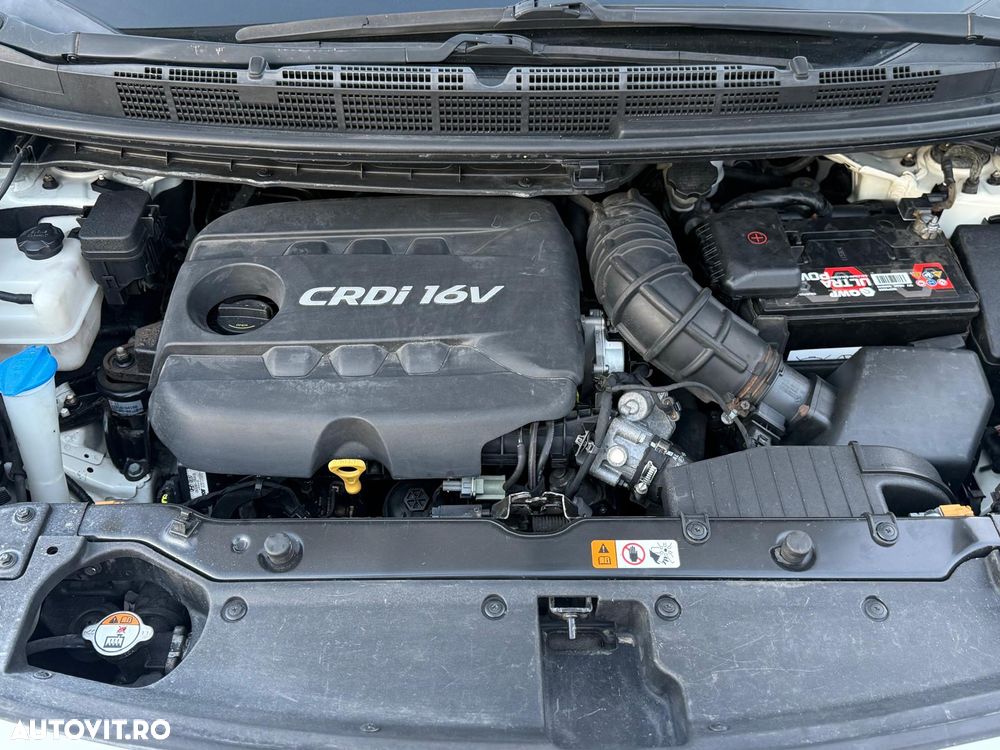 Kia Carens 1.7 CRDi Vision - 20
