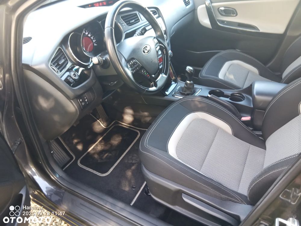 Kia Ceed Cee'd 1.6 CRDi L - 14