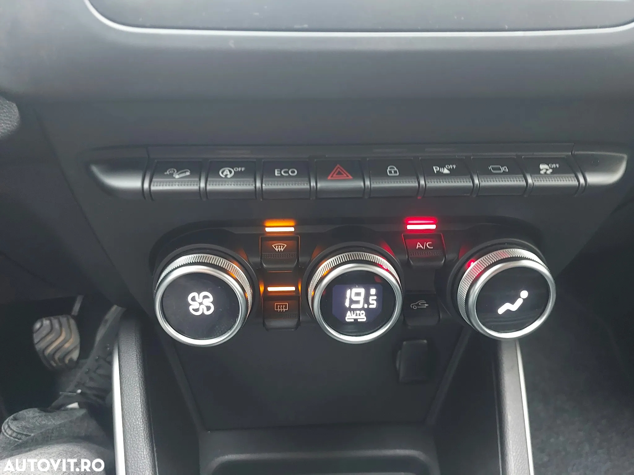 Dacia Duster dCi 110 FAP 4x4 Prestige - 13