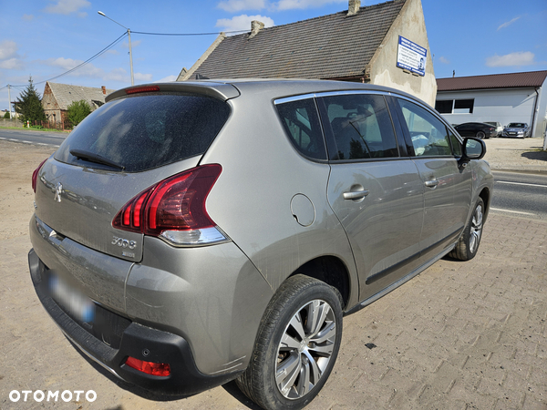 Peugeot 3008 e-HDi FAP 115 EGS6 Stop&Start Allure