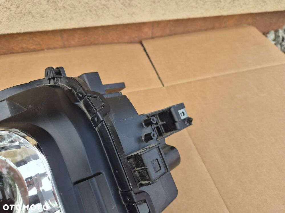 LAMPA PRZEDNIA MITSUBISHI ECPIPSE CROSS FULL LED LIFT ORYGINAŁ - 8