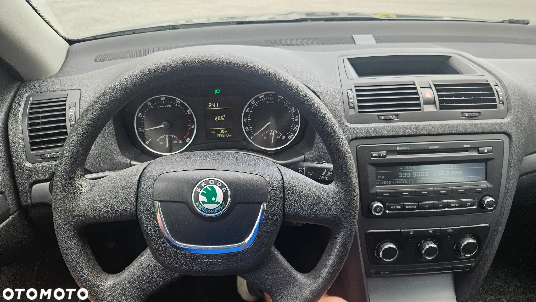 Skoda Octavia 1.6 Classic - 24