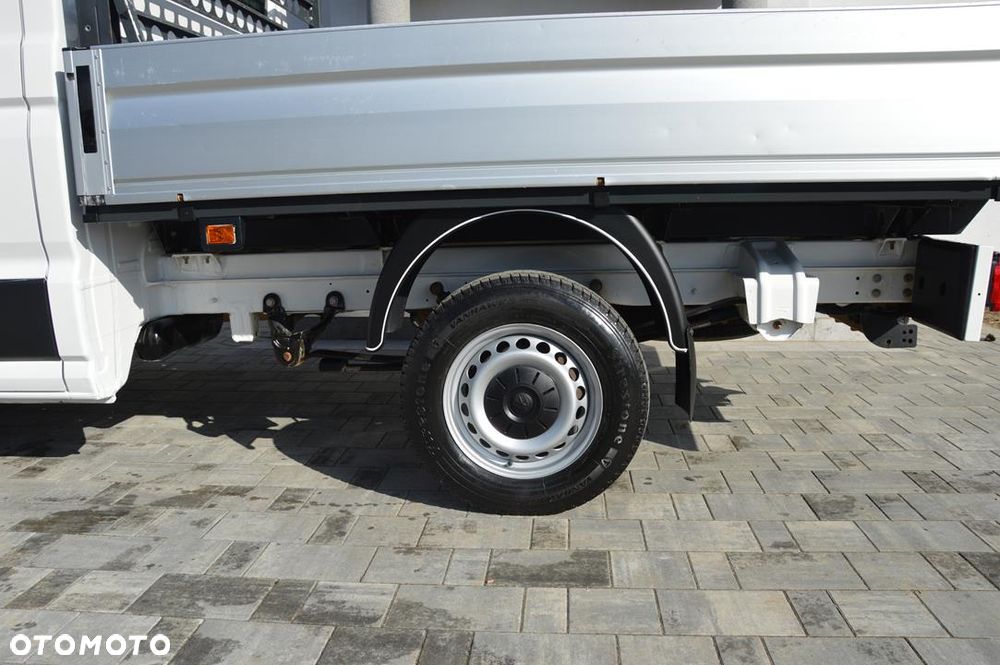 Volkswagen Crafter - 32