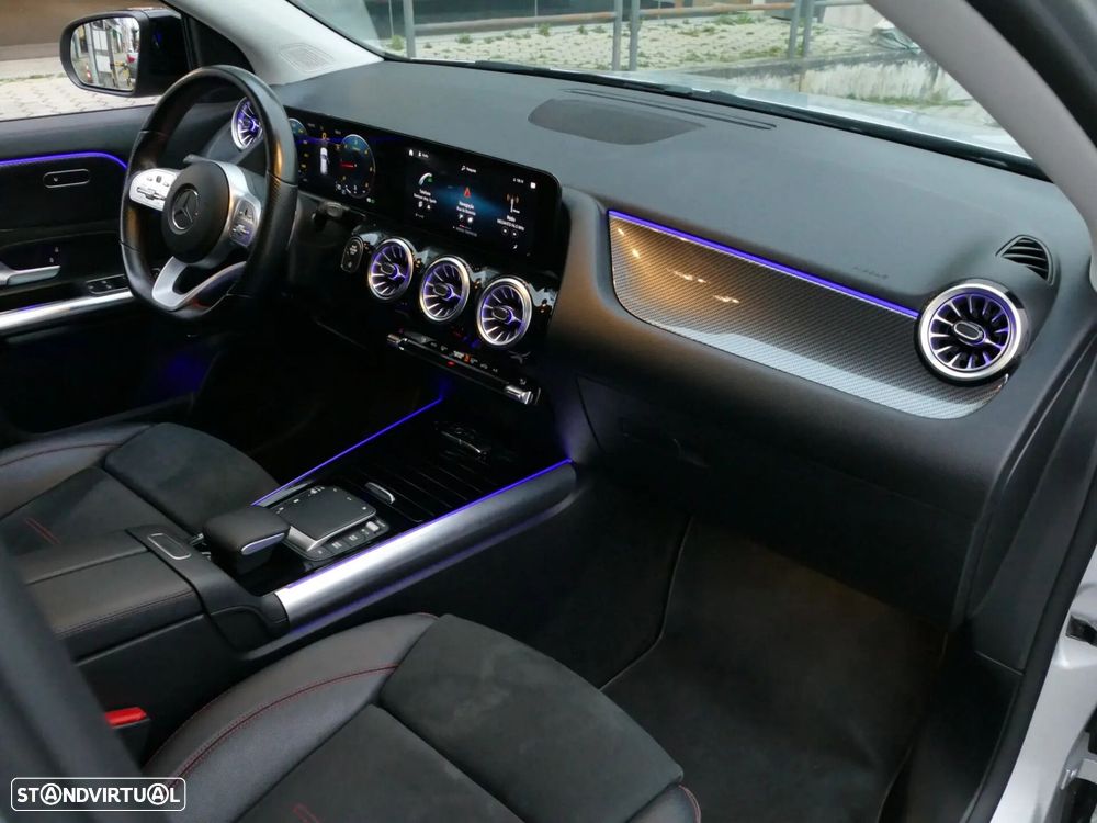 Mercedes-Benz GLA 180 d AMG Line - 29