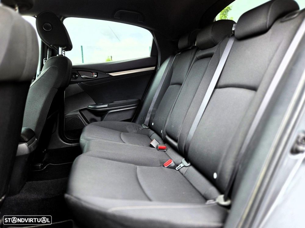 Honda Civic 1.0 i-VTEC Elegance Navi CVT - 18