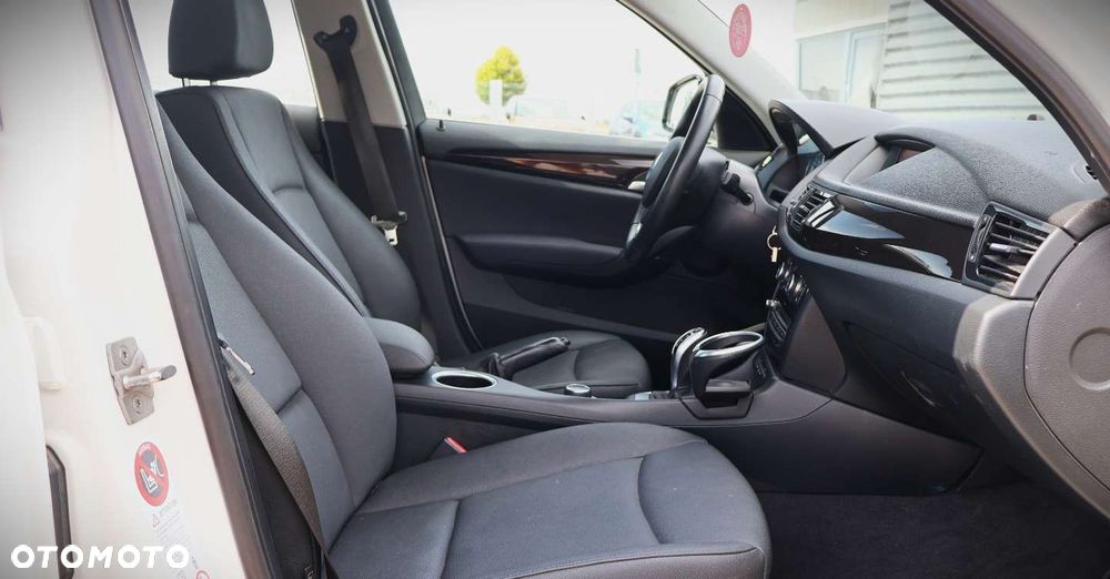 BMW X1 - 16