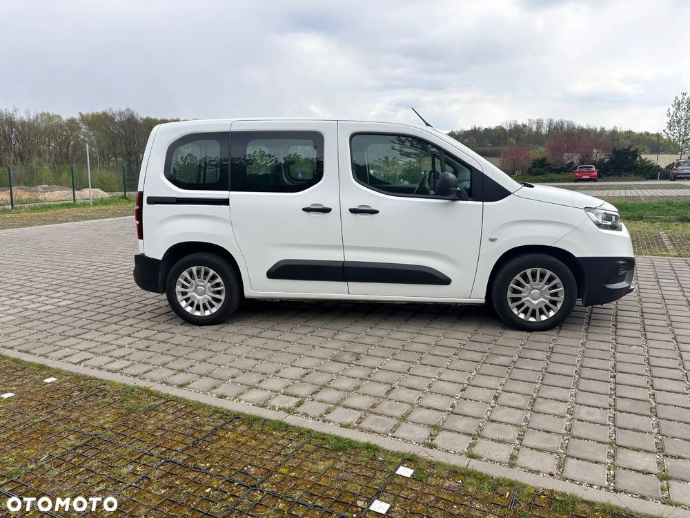 Toyota Proace City Verso 1.2 D-4T Family - 3