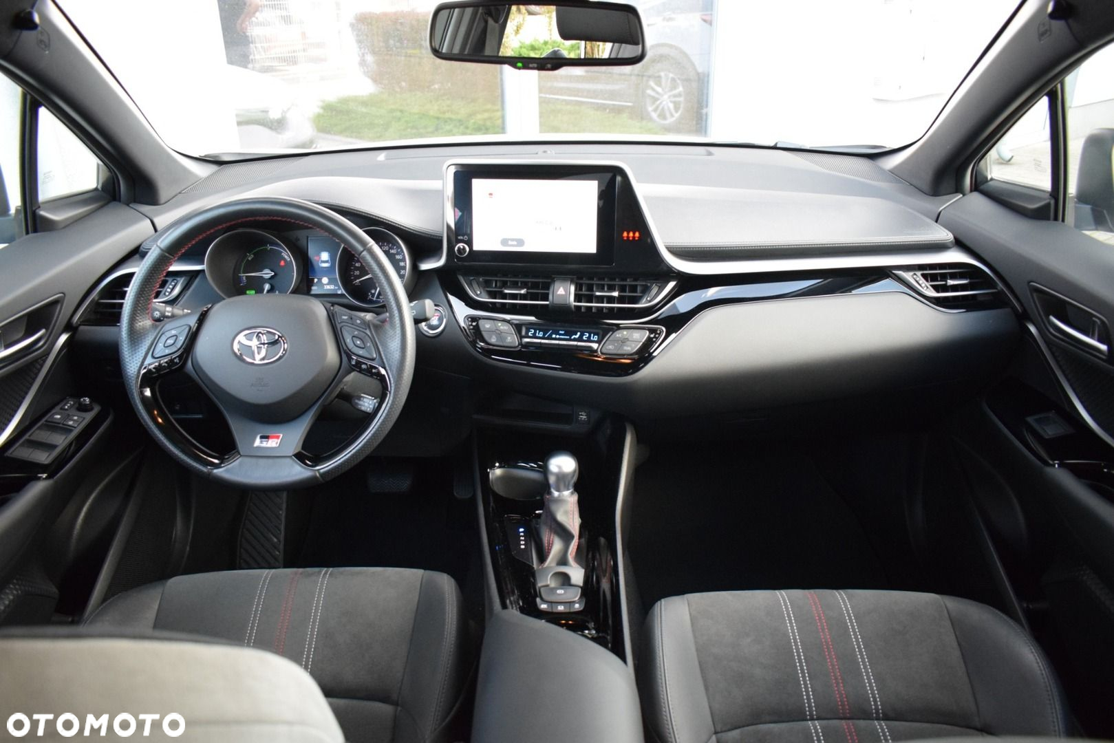 Toyota C-HR 1.8 Hybrid GPF GR Sport - 12