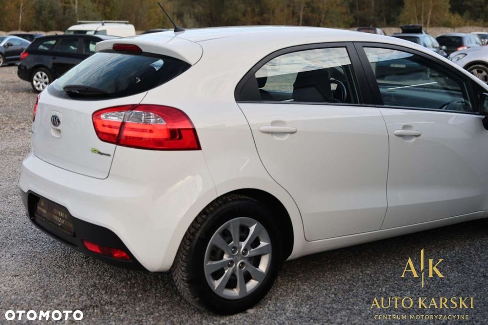 Kia Rio - 19