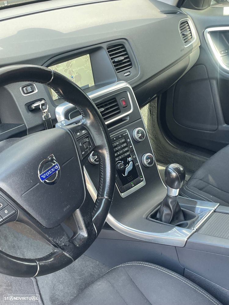 Volvo V60 D2 Kinetic - 8