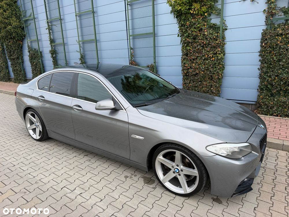 BMW Seria 5 523i - 8