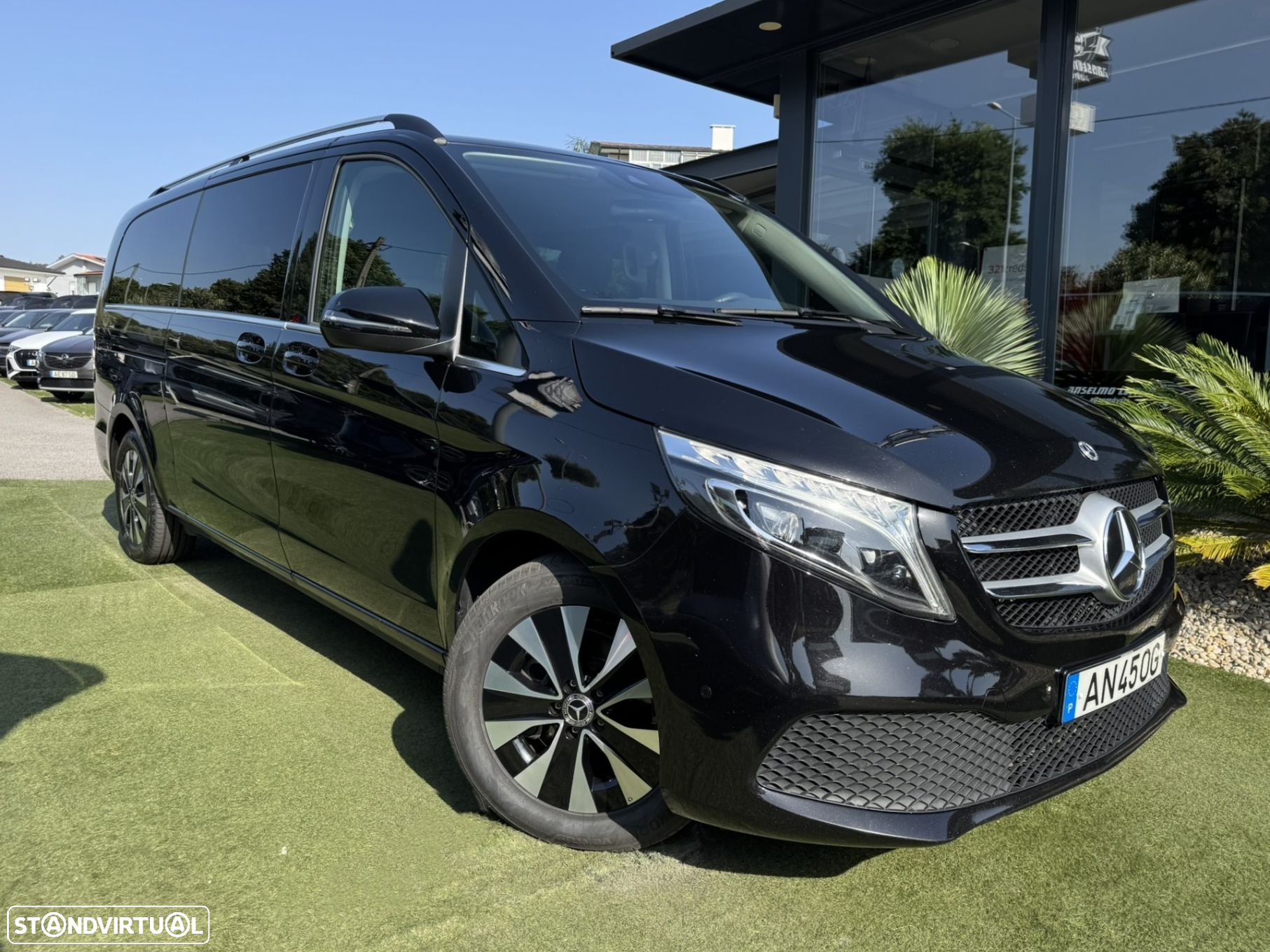 Mercedes-Benz V 300 d Longo Avantgarde - 7