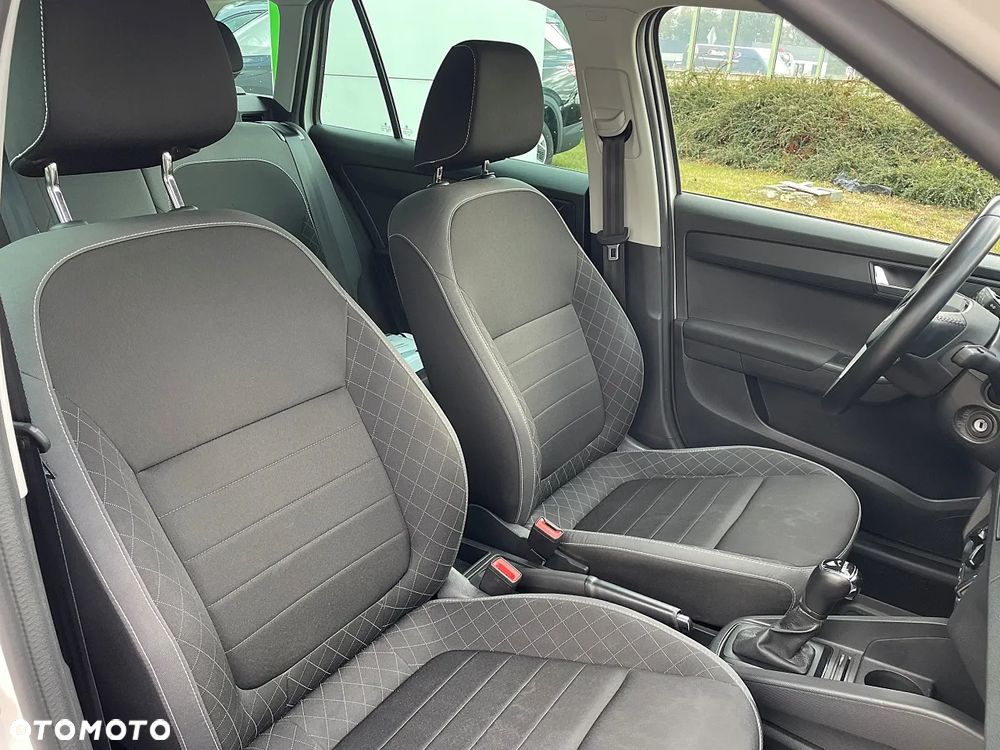 Skoda Fabia 1.0 TSI Ambition DSG - 7