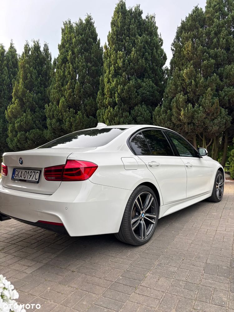 BMW Seria 3 330i xDrive M Sport Shadow sport - 5