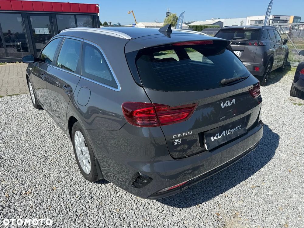 Kia Ceed 1.5 T-GDI M - 6