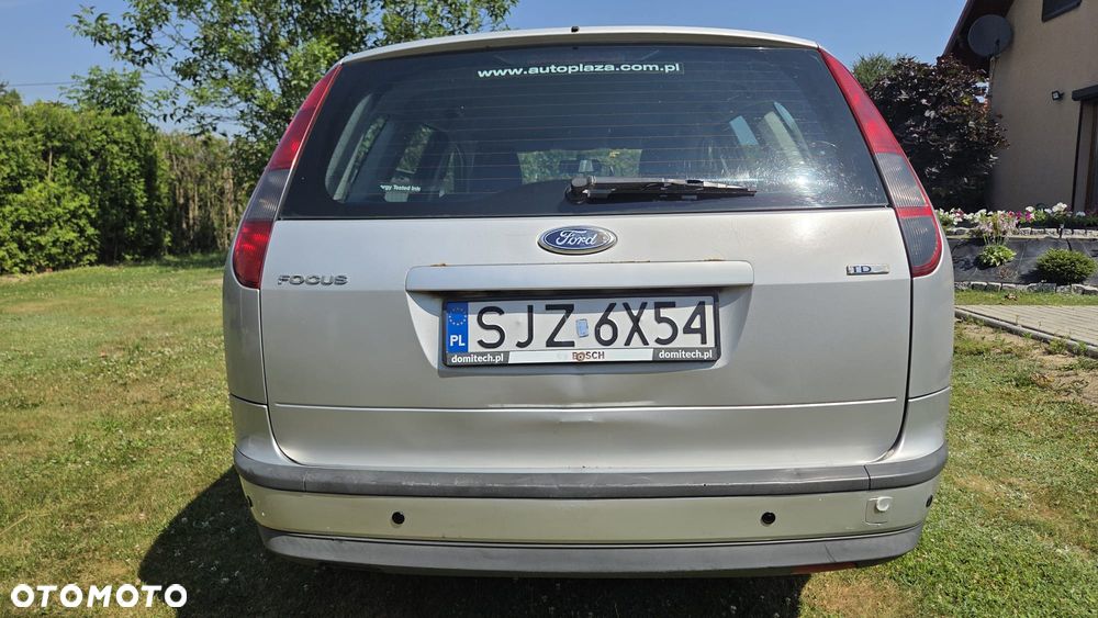 Ford Focus 1.8 TDCi Ambiente - 2