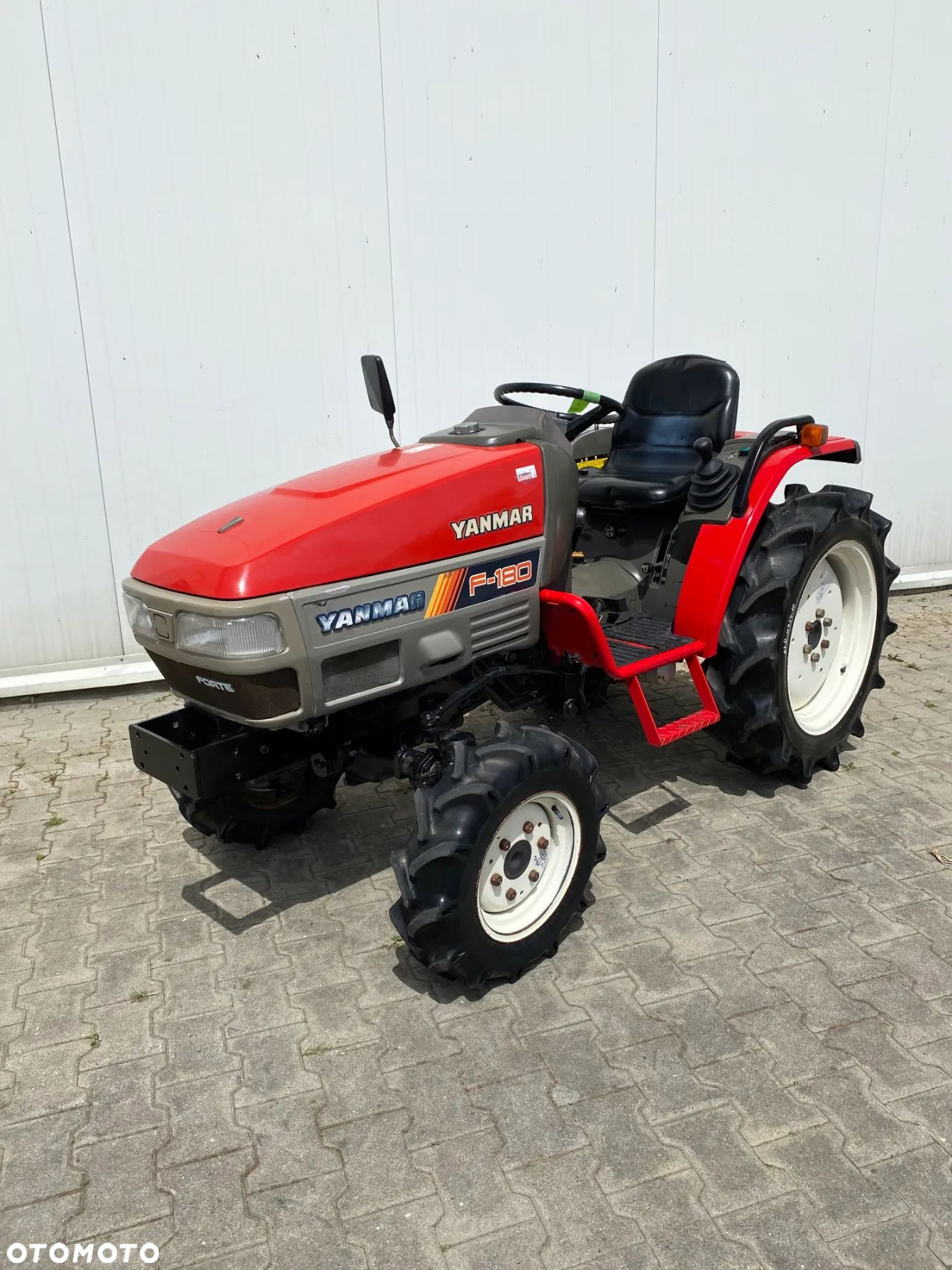 Yanmar F180 - 1