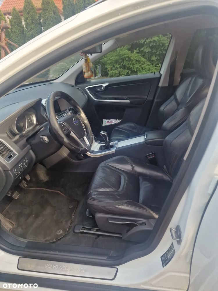 Volvo XC 60 - 6