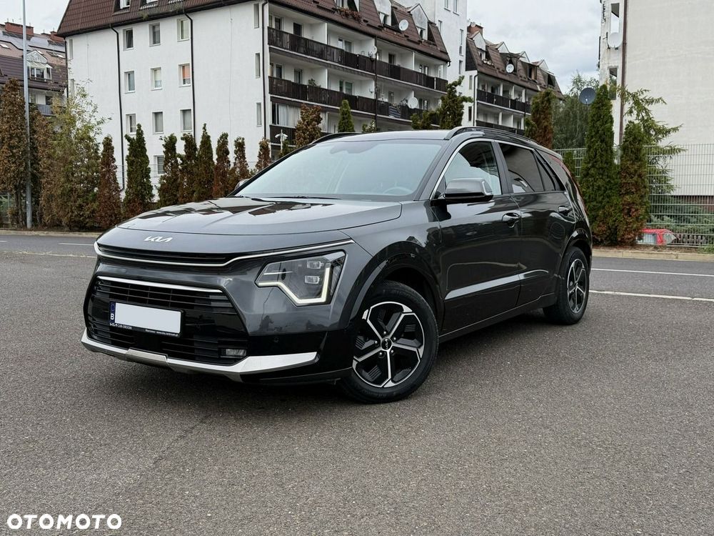 Kia Niro 1.6 GDI Hybrid L Business Line - 2