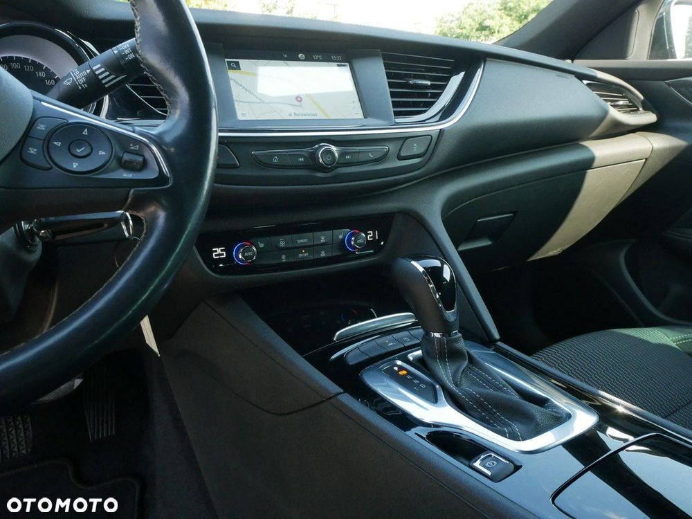 Opel Insignia 2.0 CDTI Business Elegance S&S - 22