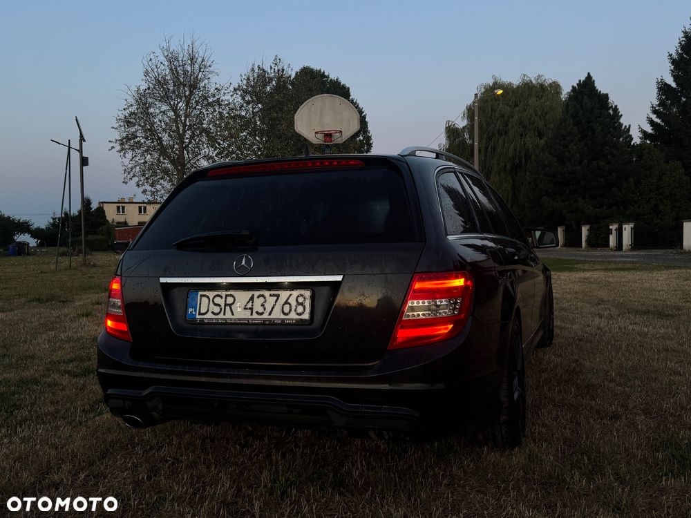 Mercedes-Benz Klasa C 200 CDI BlueEff Avantgarde - 5